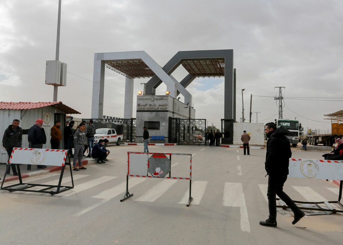 Agacés par les «fermetures à répétition» de la frontière entre la bande de Gaza et l'Egypte, des Palestiniens souhaitent que sa réouverture sera cette fois la bonne.